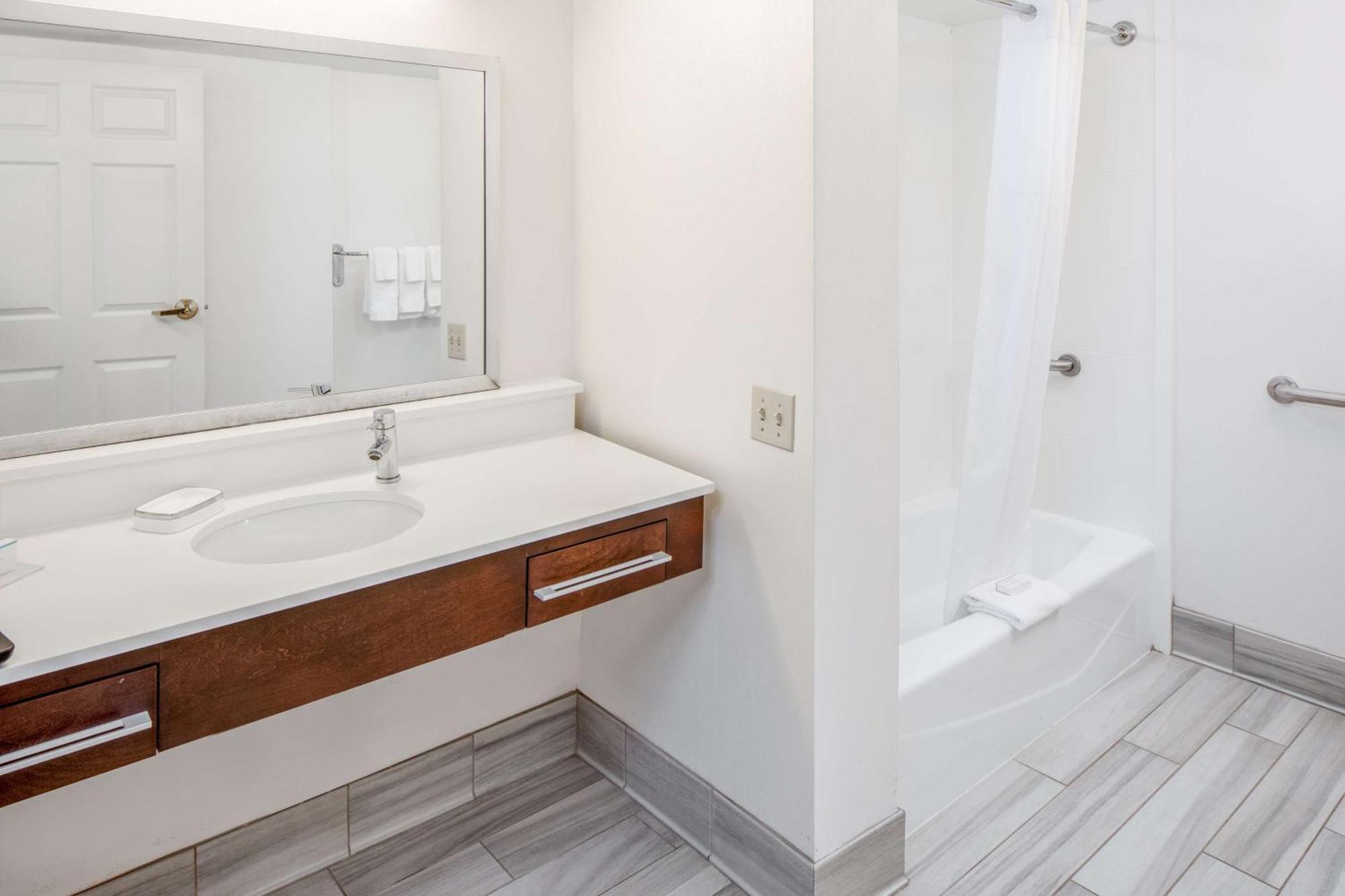Hampton Inn & Suites Atlanta/Duluth/Gwinnett מראה חיצוני תמונה
